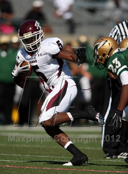 Thumbnail 2 in DeSoto vs. Jenks (Southwest Showcase) photogallery.