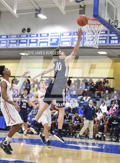 Thumbnail 3 in Hamilton Heights Christian Academy vs. Ensworth photogallery.