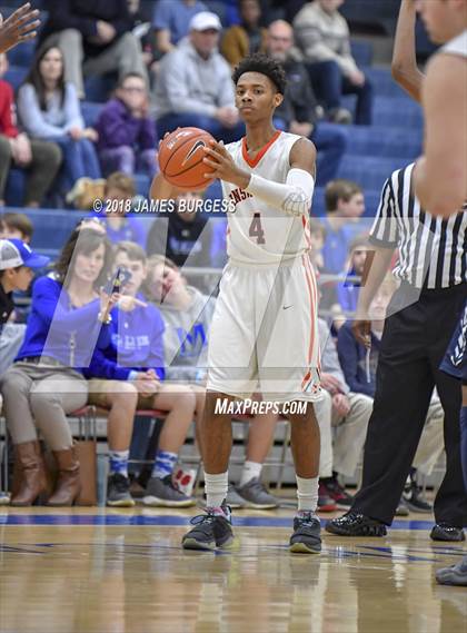 Thumbnail 2 in Hamilton Heights Christian Academy vs. Ensworth photogallery.