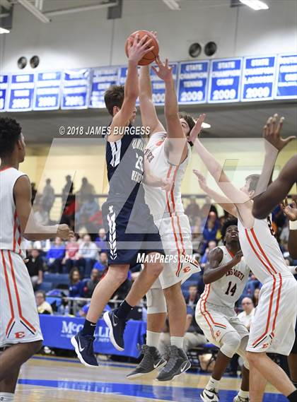 Thumbnail 2 in Hamilton Heights Christian Academy vs. Ensworth photogallery.