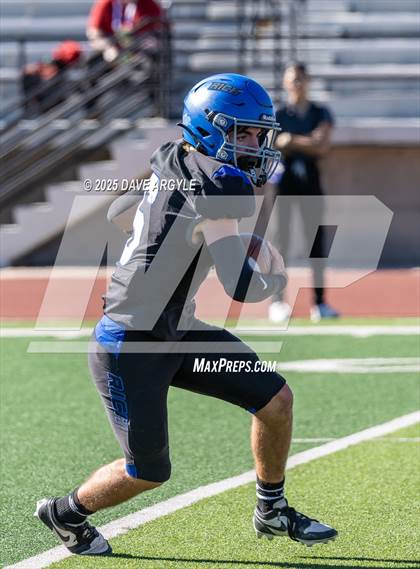 Thumbnail 2 in Rich vs. Whitehorse (UHSAA 8-Man Semifinal) photogallery.