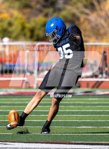 Thumbnail 2 in Rich vs. Whitehorse (UHSAA 8-Man Semifinal) photogallery.