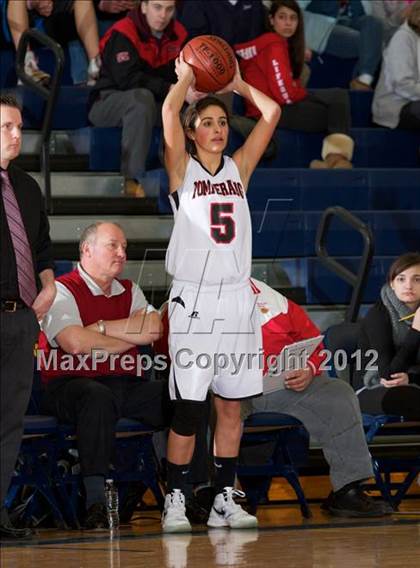 Thumbnail 3 in Joel Barlow vs Pomperaug (SWC Semifinal) photogallery.
