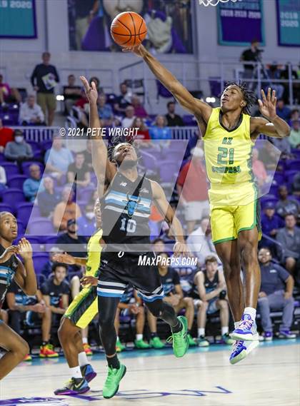 Thumbnail 1 in AZ Compass Prep vs Combine Academy (City of Palms Classic) photogallery.