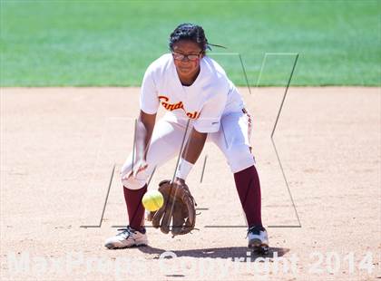 Thumbnail 3 in Cantwell SHM vs. St. Bonaventure (CIF SS D6 Final) photogallery.