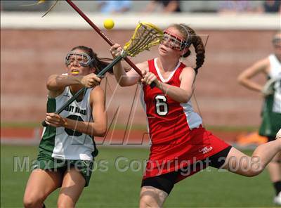 Thumbnail 2 in Farmingdale vs. Guilderland (NYSPHSAA Class A Semifinal) photogallery.
