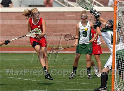 Thumbnail 1 in Farmingdale vs. Guilderland (NYSPHSAA Class A Semifinal) photogallery.