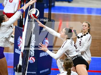 Thumbnail 1 in Cheyenne Mountain vs. Holy Family (CHSAA 4 A Round 1) photogallery.