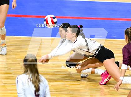 Thumbnail 1 in Cheyenne Mountain vs. Holy Family (CHSAA 4 A Round 1) photogallery.