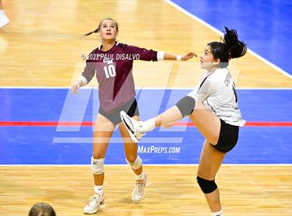 Thumbnail 2 in Cheyenne Mountain vs. Holy Family (CHSAA 4 A Round 1) photogallery.