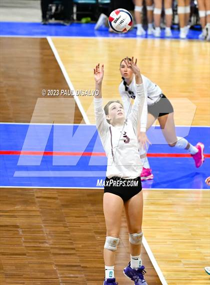 Thumbnail 2 in Cheyenne Mountain vs. Holy Family (CHSAA 4 A Round 1) photogallery.