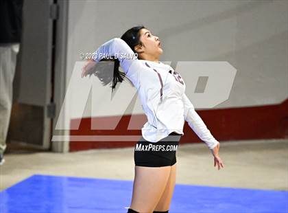Thumbnail 1 in Cheyenne Mountain vs. Holy Family (CHSAA 4 A Round 1) photogallery.