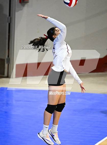 Thumbnail 3 in Cheyenne Mountain vs. Holy Family (CHSAA 4 A Round 1) photogallery.