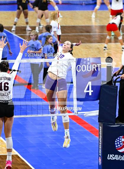 Thumbnail 3 in Cheyenne Mountain vs. Holy Family (CHSAA 4 A Round 1) photogallery.