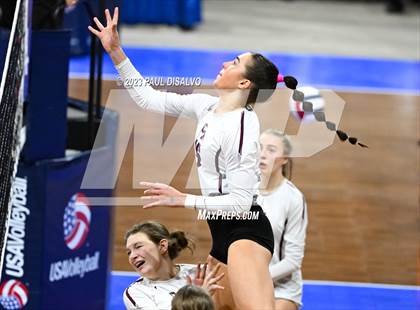 Thumbnail 1 in Cheyenne Mountain vs. Holy Family (CHSAA 4 A Round 1) photogallery.