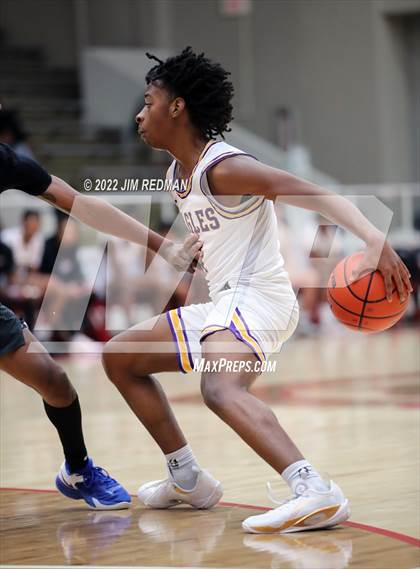 Thumbnail 1 in North Crowley vs. Richardson (McDonald's Texas Invitational) photogallery.