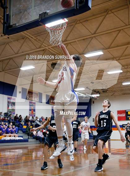 Thumbnail 2 in Chilton County vs Isabella (Chilton County Tournament) photogallery.