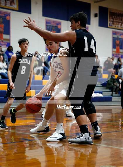 Thumbnail 3 in Chilton County vs Isabella (Chilton County Tournament) photogallery.