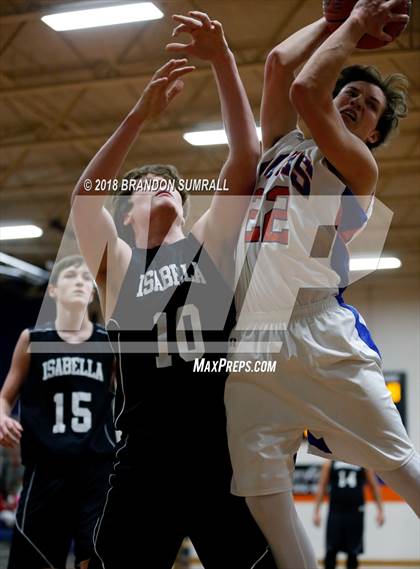 Thumbnail 1 in Chilton County vs Isabella (Chilton County Tournament) photogallery.