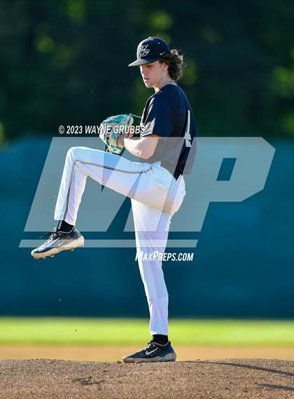 Thumbnail 2 in Pleasant Grove vs. Liberty-Eylau photogallery.