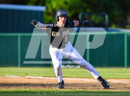 Thumbnail 2 in Pleasant Grove vs. Liberty-Eylau photogallery.