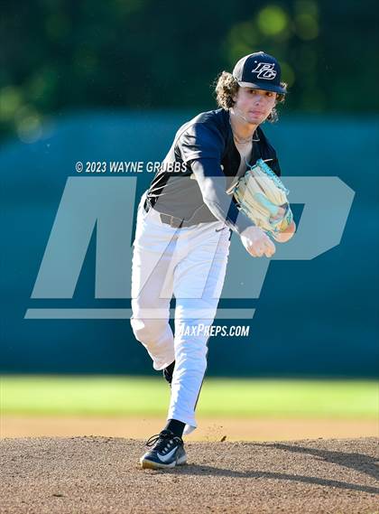 Thumbnail 1 in Pleasant Grove vs. Liberty-Eylau photogallery.