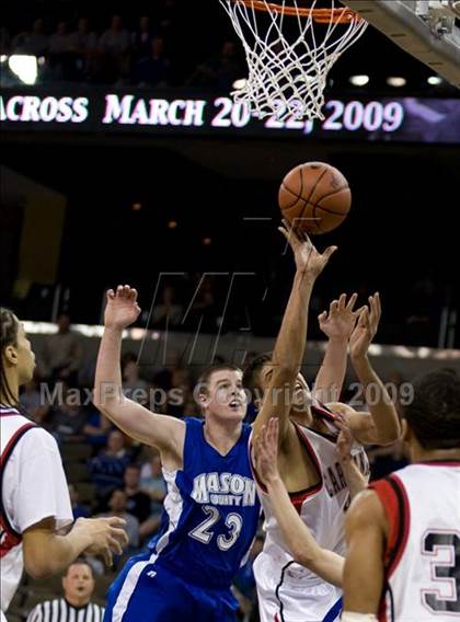 Thumbnail 1 in Clark vs. Mason County (Tenth Region Championship) photogallery.