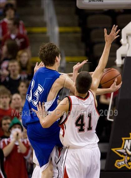 Thumbnail 3 in Clark vs. Mason County (Tenth Region Championship) photogallery.