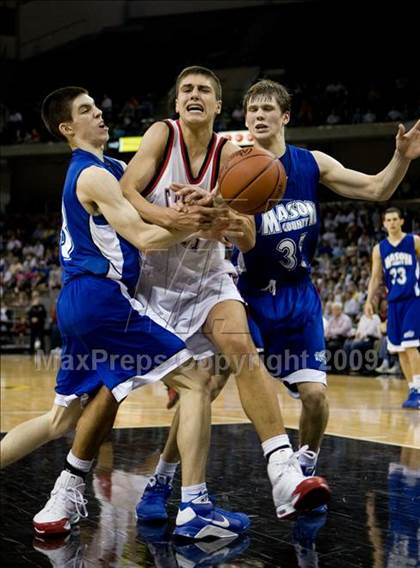 Thumbnail 3 in Clark vs. Mason County (Tenth Region Championship) photogallery.