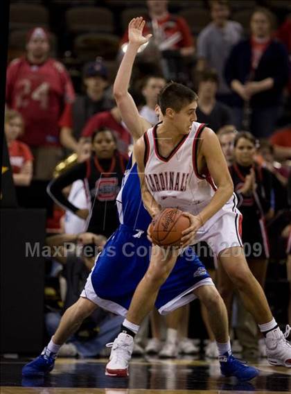 Thumbnail 3 in Clark vs. Mason County (Tenth Region Championship) photogallery.