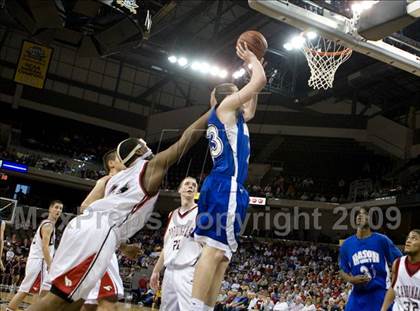 Thumbnail 3 in Clark vs. Mason County (Tenth Region Championship) photogallery.