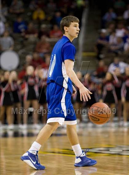 Thumbnail 3 in Clark vs. Mason County (Tenth Region Championship) photogallery.
