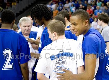 Thumbnail 3 in Clark vs. Mason County (Tenth Region Championship) photogallery.