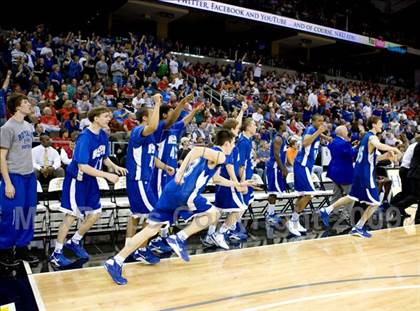 Thumbnail 3 in Clark vs. Mason County (Tenth Region Championship) photogallery.