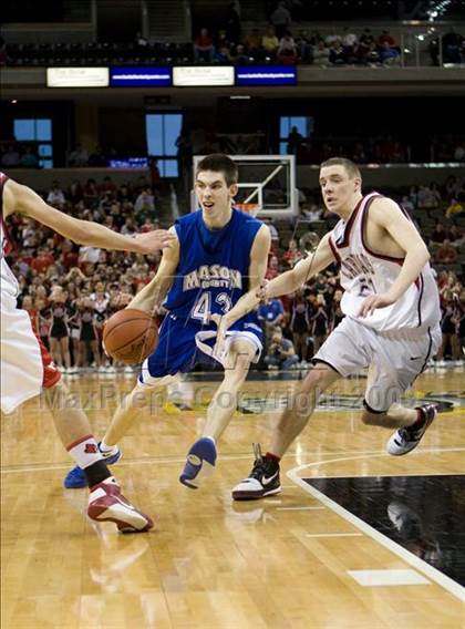 Thumbnail 1 in Clark vs. Mason County (Tenth Region Championship) photogallery.