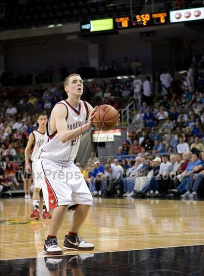 Thumbnail 2 in Clark vs. Mason County (Tenth Region Championship) photogallery.