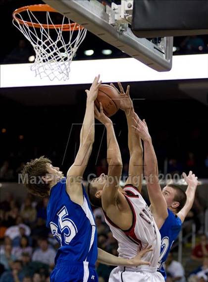 Thumbnail 1 in Clark vs. Mason County (Tenth Region Championship) photogallery.