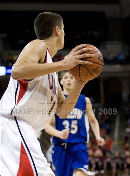 Thumbnail 2 in Clark vs. Mason County (Tenth Region Championship) photogallery.
