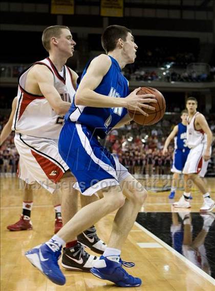 Thumbnail 1 in Clark vs. Mason County (Tenth Region Championship) photogallery.