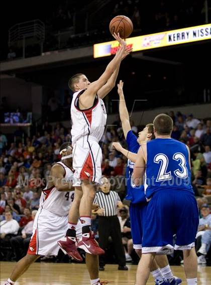 Thumbnail 2 in Clark vs. Mason County (Tenth Region Championship) photogallery.