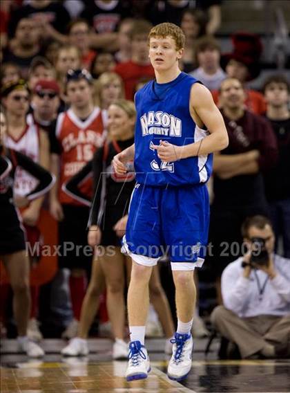 Thumbnail 2 in Clark vs. Mason County (Tenth Region Championship) photogallery.