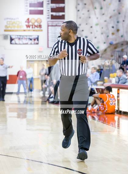 Thumbnail 1 in Our Lady of Lourdes vs. Binghamton (NYSPHSAA Class AA Regional Final) photogallery.