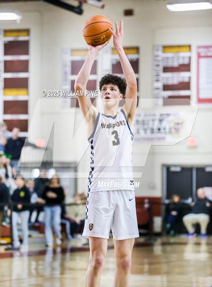 Thumbnail 3 in Our Lady of Lourdes vs. Binghamton (NYSPHSAA Class AA Regional Final) photogallery.