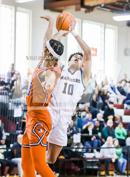 Thumbnail 1 in Our Lady of Lourdes vs. Binghamton (NYSPHSAA Class AA Regional Final) photogallery.