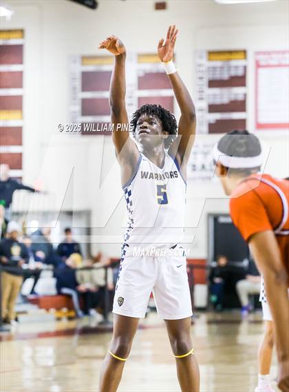 Thumbnail 1 in Our Lady of Lourdes vs. Binghamton (NYSPHSAA Class AA Regional Final) photogallery.