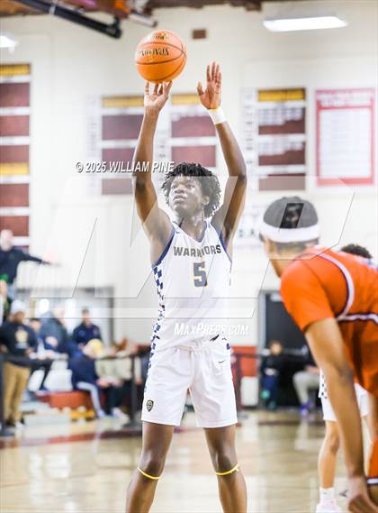 Thumbnail 3 in Our Lady of Lourdes vs. Binghamton (NYSPHSAA Class AA Regional Final) photogallery.