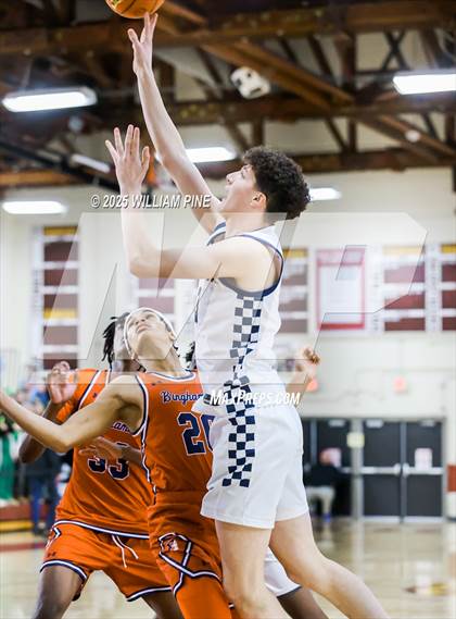 Thumbnail 3 in Our Lady of Lourdes vs. Binghamton (NYSPHSAA Class AA Regional Final) photogallery.