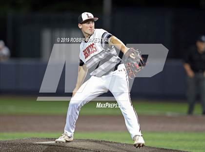Thumbnail 3 in Colleyville Heritage vs. Mansfield Legacy (UIL 5A Regional Quarterfinals) photogallery.