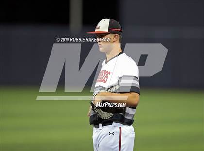 Thumbnail 3 in Colleyville Heritage vs. Mansfield Legacy (UIL 5A Regional Quarterfinals) photogallery.