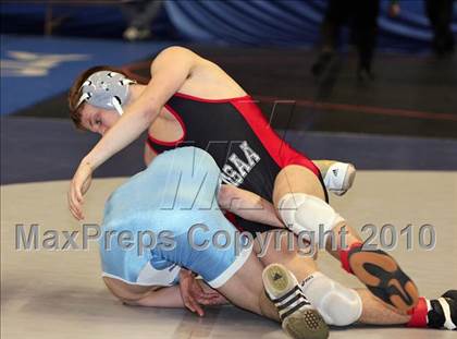 Thumbnail 3 in NYSPHSAA Championships (Division I Semifinals, 119-135) photogallery.